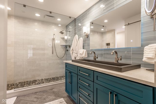 425 Savannah Lane, Westfield, IN 46074