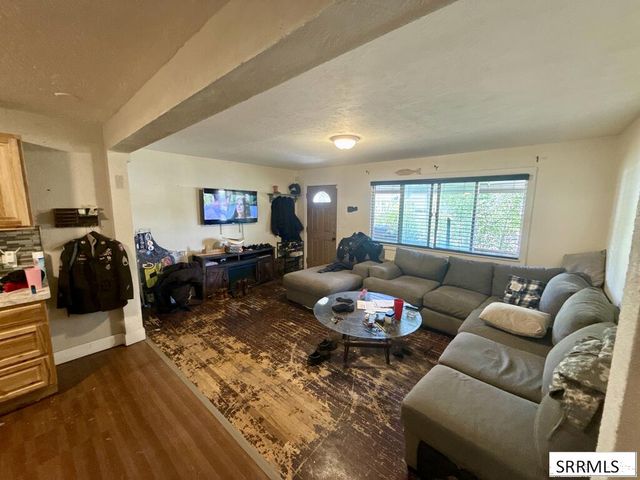 385 Tendoy Drive, Idaho Falls, ID 83401