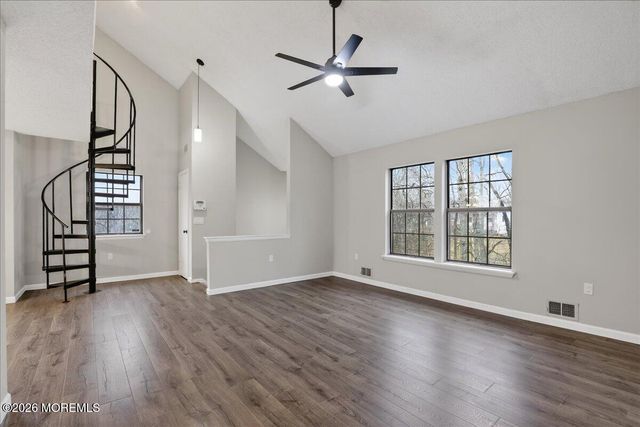 109 Larkspur Lane, Jackson, NJ 08527
