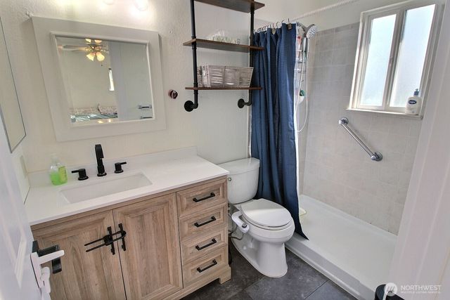 27720 128th Place SE, Kent, WA 98030