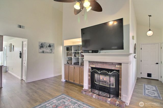 27720 128th Place SE, Kent, WA 98030