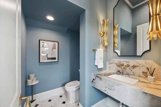 27 Wentworth Place Lane, Houston, TX 77027