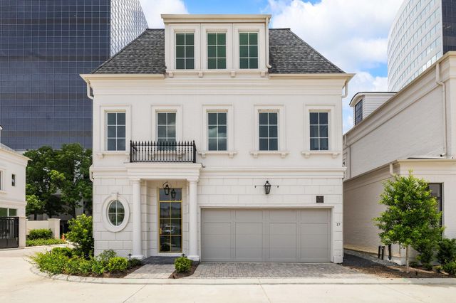 27 Wentworth Place Lane, Houston, TX 77027