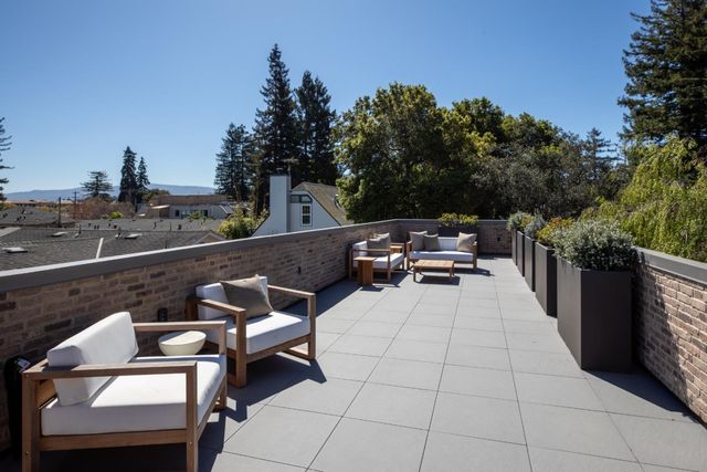 164 Waverley Street, Palo Alto, CA 94301