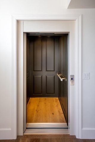 164 Waverley Street, Palo Alto, CA 94301