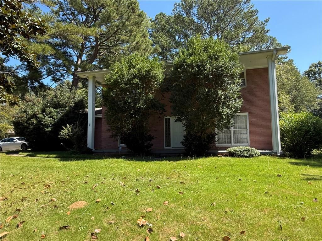 1421 S Hicks NW Circle, Conyers, GA 30012