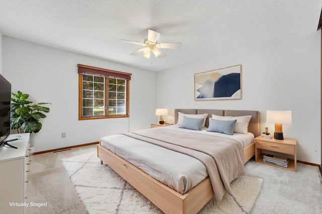 1063 Duckwood Drive 102, Eagan, MN 55123