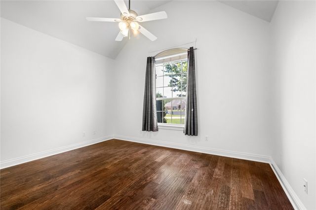 2306 SW Clover Court, Bentonville, AR 72712