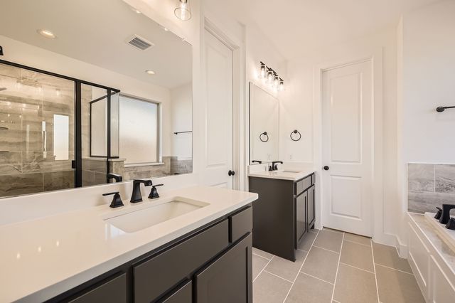 6040 Davis Knoll, Fort Worth, TX 76126