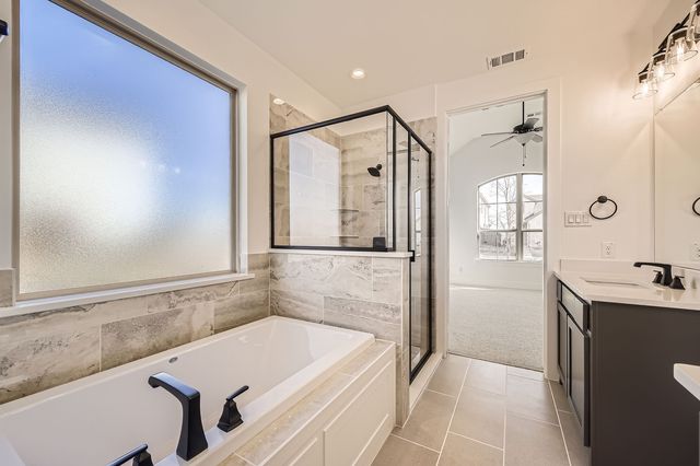 6040 Davis Knoll, Fort Worth, TX 76126