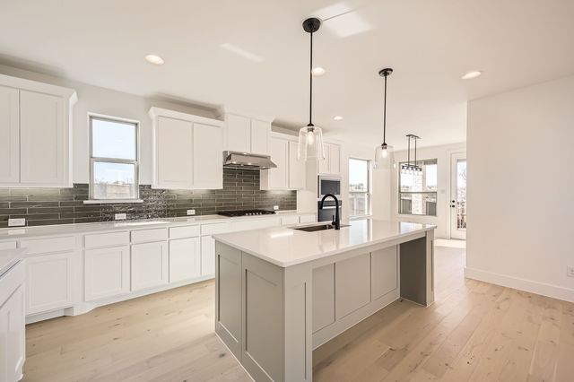 6040 Davis Knoll, Fort Worth, TX 76126