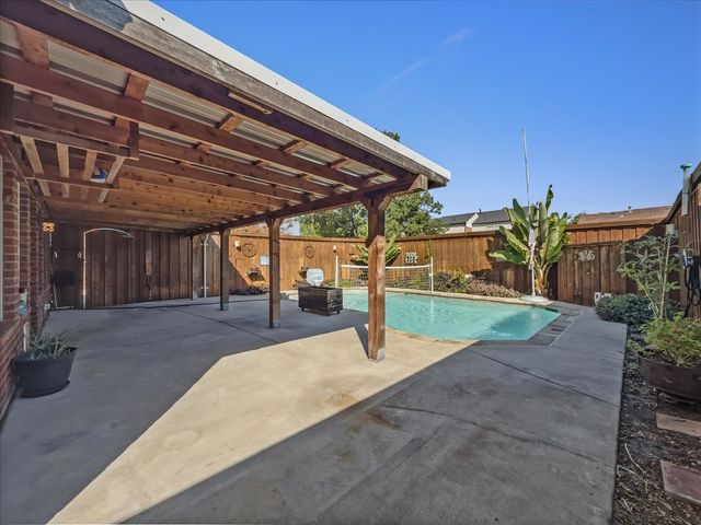 7409 Harbor Drive, Rowlett, TX 75088
