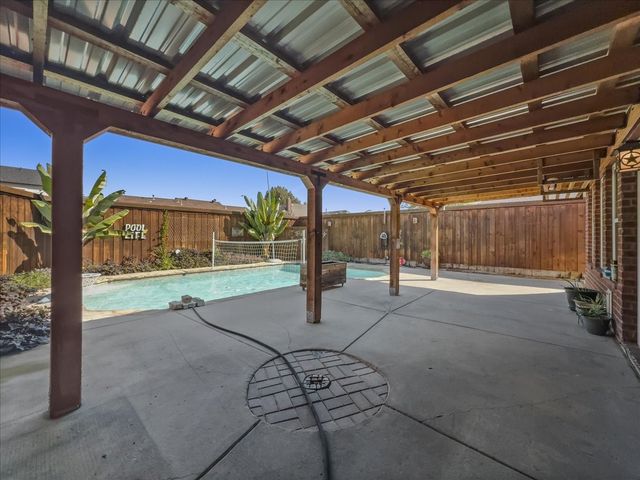 7409 Harbor Drive, Rowlett, TX 75088