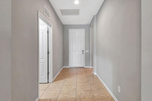 5005 TORREY PINES RUN, Bradenton, FL 34211