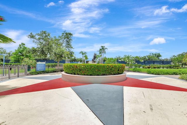 5005 TORREY PINES RUN, Bradenton, FL 34211