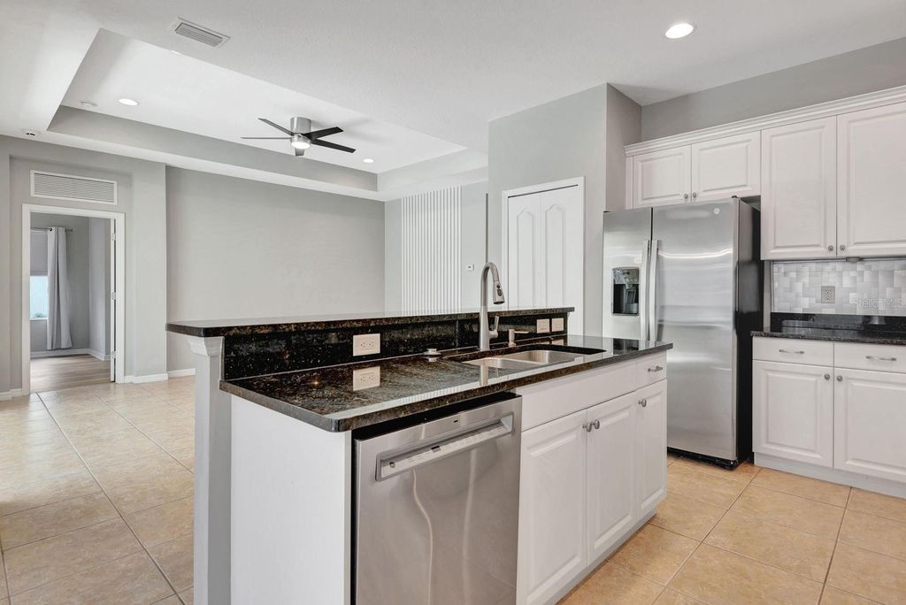 Image 44 of property listing at 5005 TORREY PINES RUN, Bradenton, FL 34211