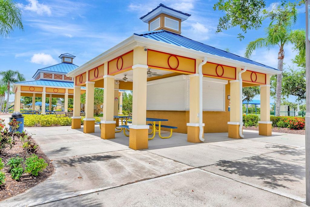 Image 78 of property listing at 5005 TORREY PINES RUN, Bradenton, FL 34211