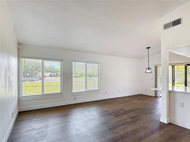 857 E FLAG LN, Kissimmee, FL 34759