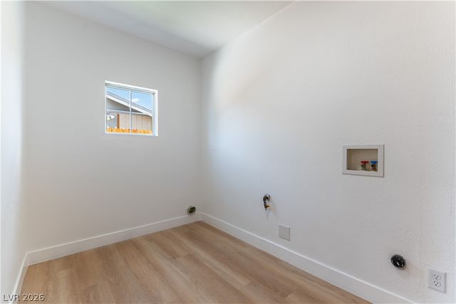 34 Del Amo Drive, Las Vegas, NV 89110