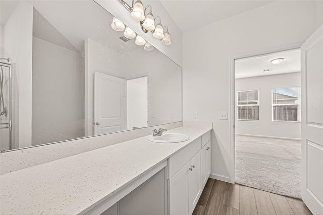 1077 Lacebark Pine Ln, Brookshire, TX 77423