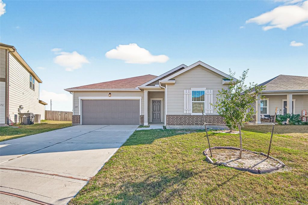 1077 Lacebark Pine Ln, Brookshire, TX 77423