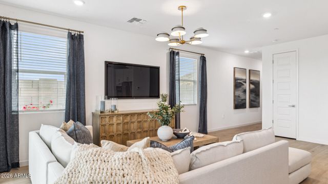 9714 S 12TH Street S, Phoenix, AZ 85042