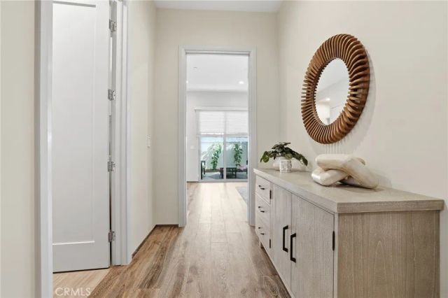 1745 Spreckels Lane, Redondo Beach, CA 90278