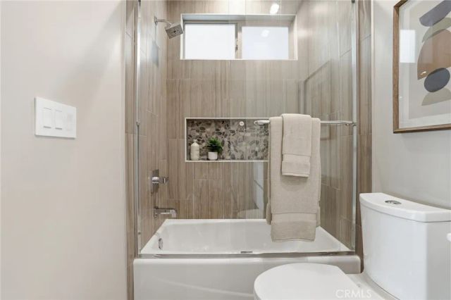 1745 Spreckels Lane, Redondo Beach, CA 90278