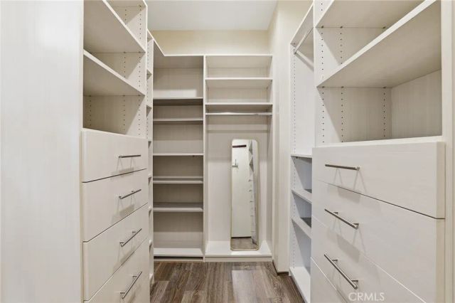 1745 Spreckels Lane, Redondo Beach, CA 90278