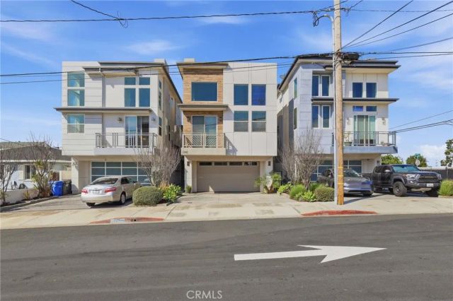 1745 Spreckels Lane, Redondo Beach, CA 90278