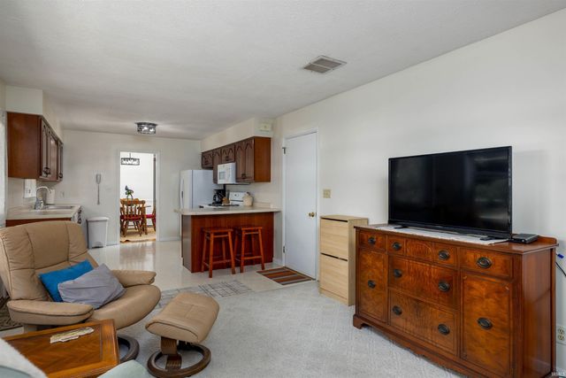 866 Barlow Street, West Lafayette, IN 47906