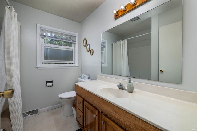 866 Barlow Street, West Lafayette, IN 47906