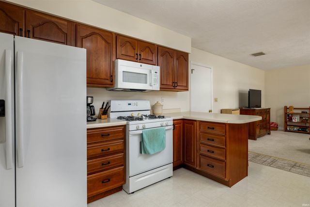 866 Barlow Street, West Lafayette, IN 47906