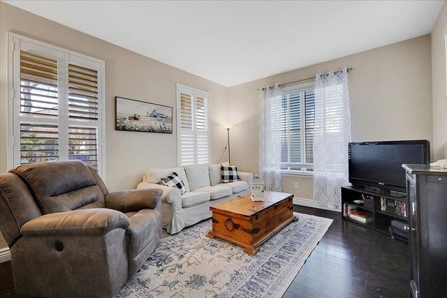 1475 Columbus Rd, West Sacramento, CA 95691