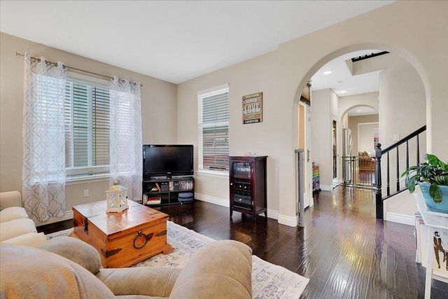1475 Columbus Rd, West Sacramento, CA 95691