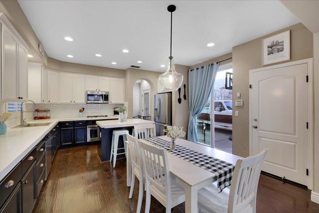 1475 Columbus Rd, West Sacramento, CA 95691