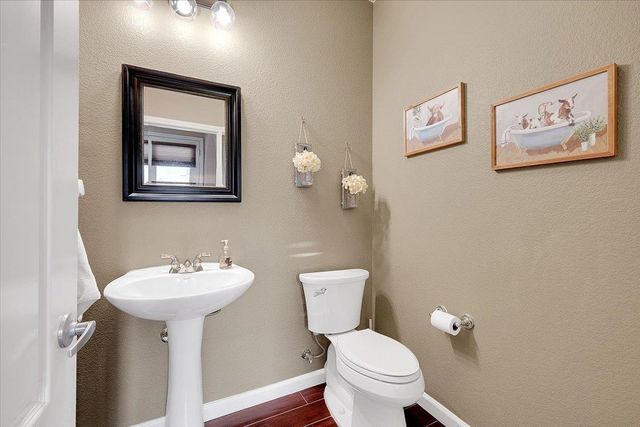 1475 Columbus Rd, West Sacramento, CA 95691