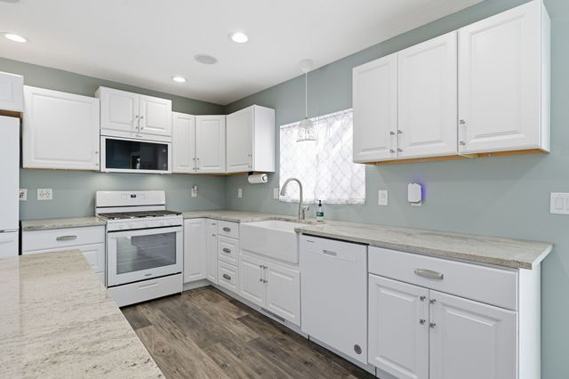 1080 35th Street, Des Moines, IA 50311