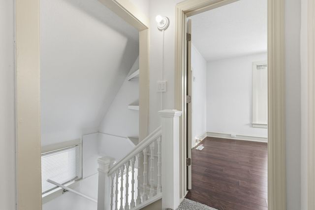 1080 35th Street, Des Moines, IA 50311