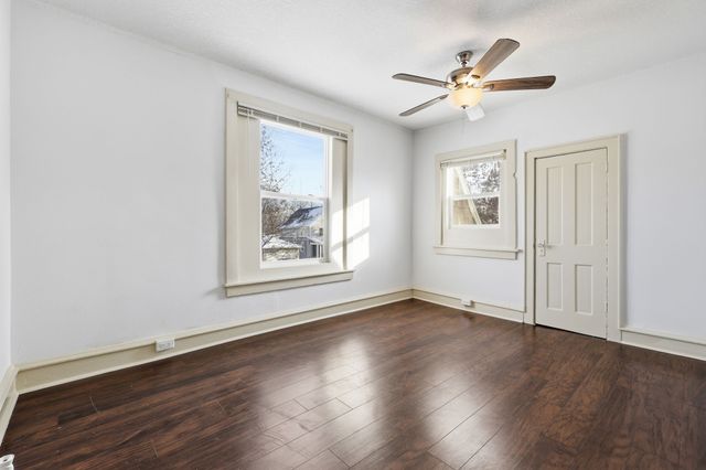 1080 35th Street, Des Moines, IA 50311