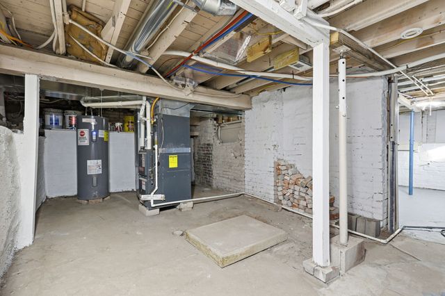 1080 35th Street, Des Moines, IA 50311