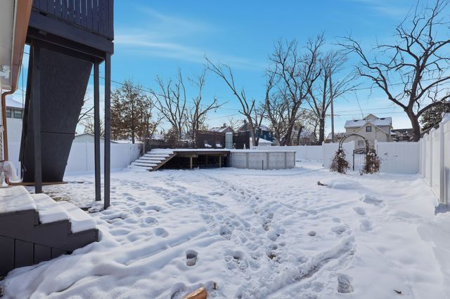 1080 35th Street, Des Moines, IA 50311