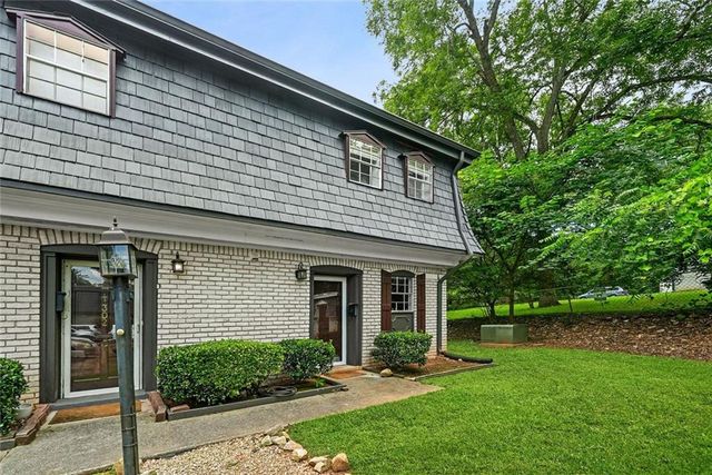 301 Stonecliff Court, Stone Mountain, GA 30083