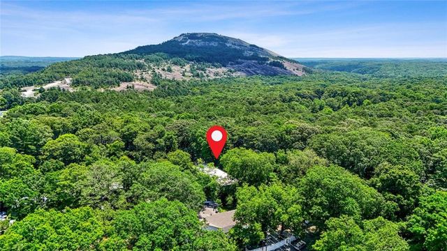 301 Stonecliff Court, Stone Mountain, GA 30083
