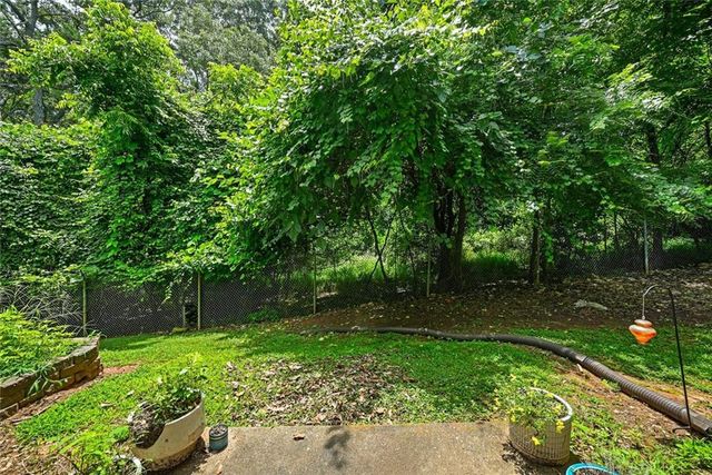 301 Stonecliff Court, Stone Mountain, GA 30083