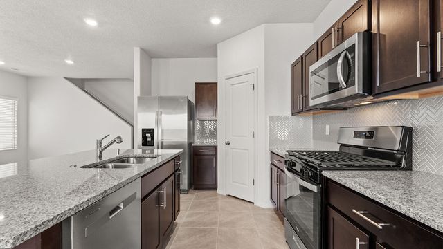 6118 Chicago Drive SE, Albuquerque, NM 87106