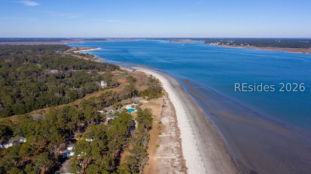 140 Ave of Oaks, Daufuskie Island, SC 29915