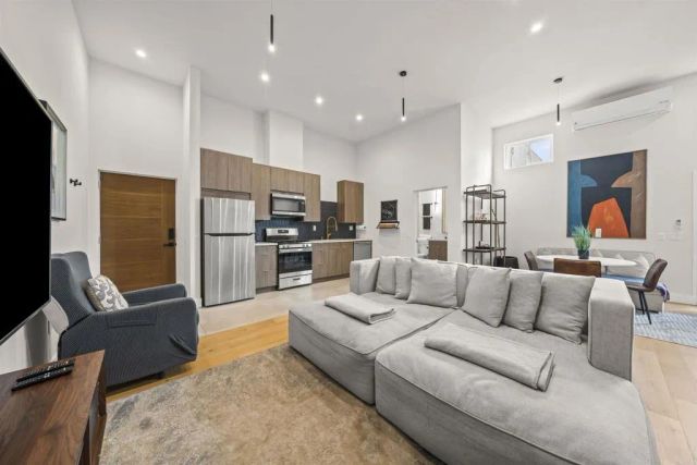 4935 El Cajon Boulevard 1, San Diego, CA 92115