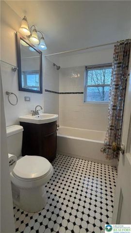 228 Palmer Street, Easton, PA 18042