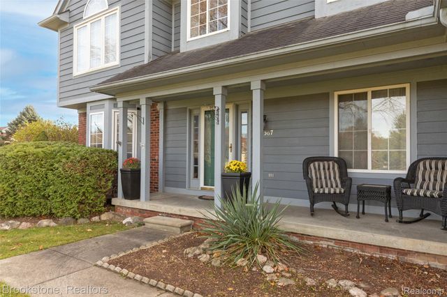 12567 BLUEBERRY Lane, Springfield Charter Township, MI 48350